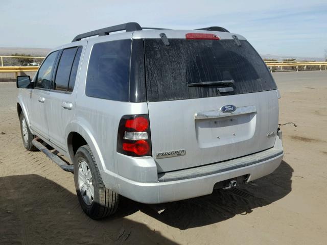 1FMEU7DE3AUA71644 - 2010 FORD EXPLORER X SILVER photo 3