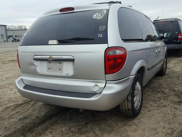 1A4GP45R26B746322 - 2006 CHRYSLER TOWN & COU SILVER photo 4