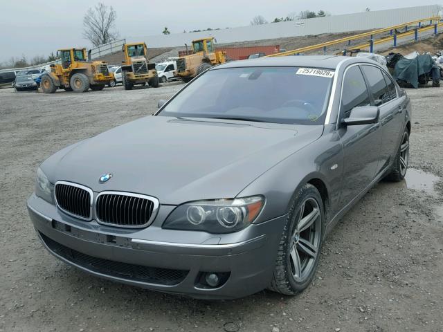 WBAHN83577DT65740 - 2007 BMW 750 GRAY photo 2