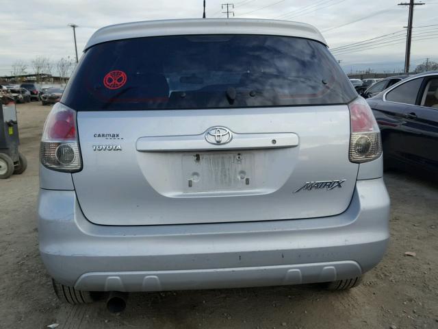 2T1KR32E45C551456 - 2005 TOYOTA COROLLA MA SILVER photo 9