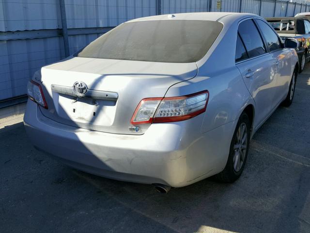 4T1BB3EK2BU140072 - 2011 TOYOTA CAMRY HYBR SILVER photo 4