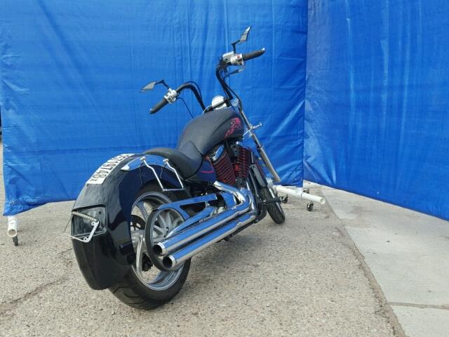 5VPGB26L363004588 - 2006 VICTORY MOTORCYCLES VEGAS BLACK photo 4