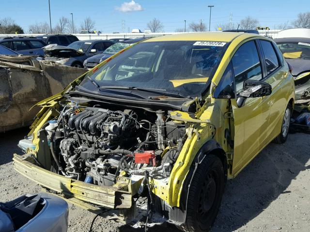 3HGGK5G51FM761778 - 2015 HONDA FIT LX YELLOW photo 2