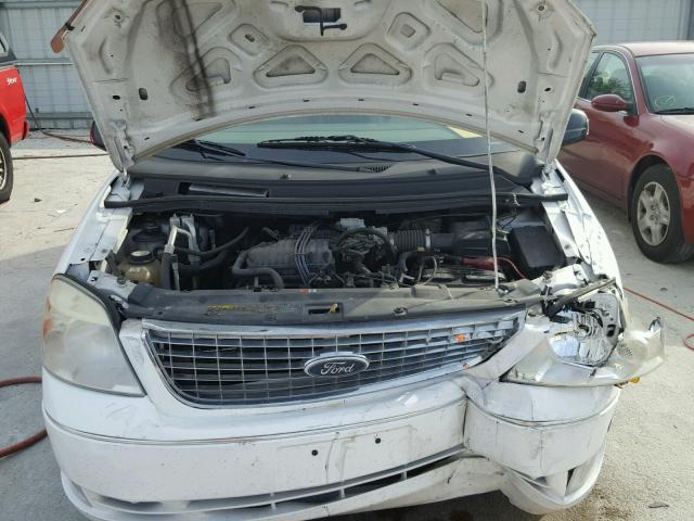 2FMDA582X6BA51977 - 2006 FORD FREESTAR L WHITE photo 7