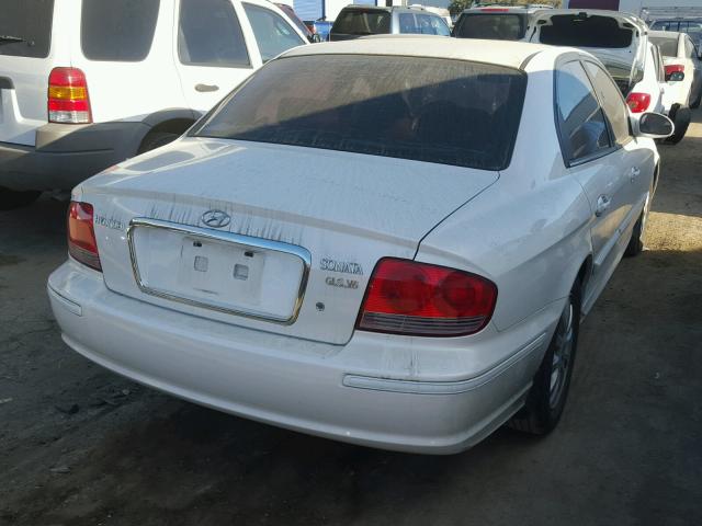 KMHWF35H62A713017 - 2002 HYUNDAI SONATA GLS WHITE photo 4