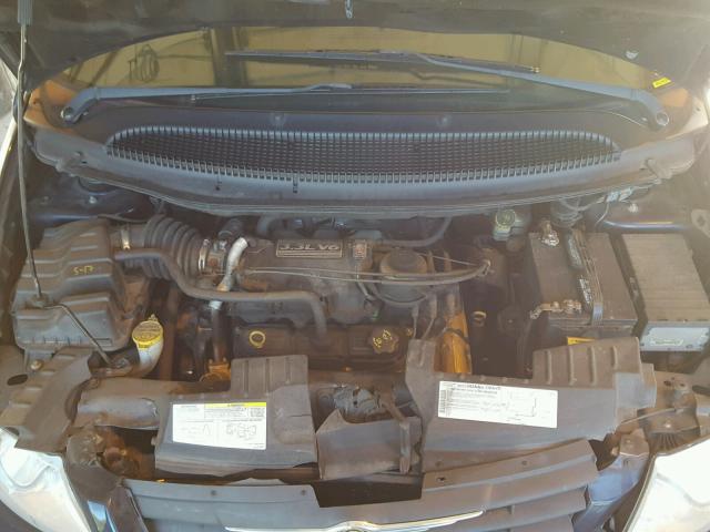 1C4GP45R95B269439 - 2005 CHRYSLER TOWN & COU BLUE photo 7