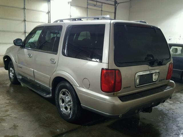 5LMPU28A4YLJ03579 - 2000 LINCOLN NAVIGATOR BEIGE photo 3