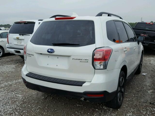 JF2SJABC3HH474753 - 2017 SUBARU FORESTER 2 WHITE photo 4