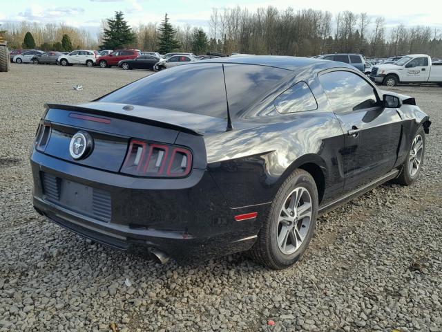 1ZVBP8AM8E5217890 - 2014 FORD MUSTANG BLACK photo 4