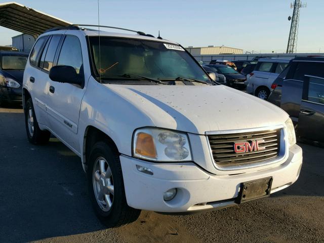 1GKDS13S552189226 - 2005 GMC ENVOY WHITE photo 1