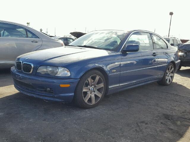 WBABN33483PG61667 - 2003 BMW 325 CI BLUE photo 2