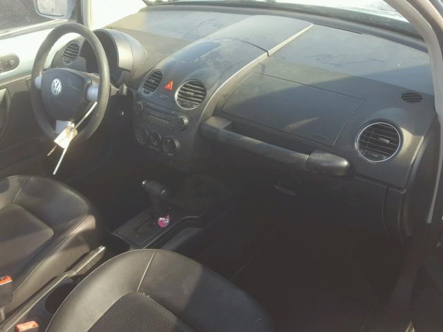 3VWPG3AG9AM020377 - 2010 VOLKSWAGEN NEW BEETLE 蓝色 照片 9