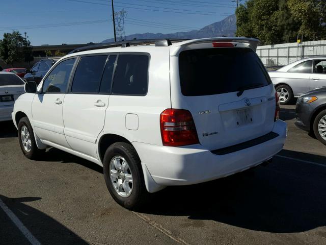 JTEHF21A620057757 - 2002 TOYOTA HIGHLANDER WHITE photo 3