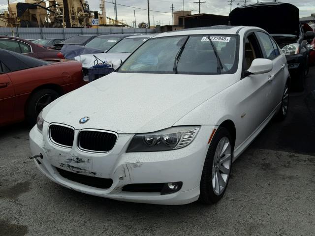 WBAPH5G5XBNM71467 - 2011 BMW 328 I SULE WHITE photo 2