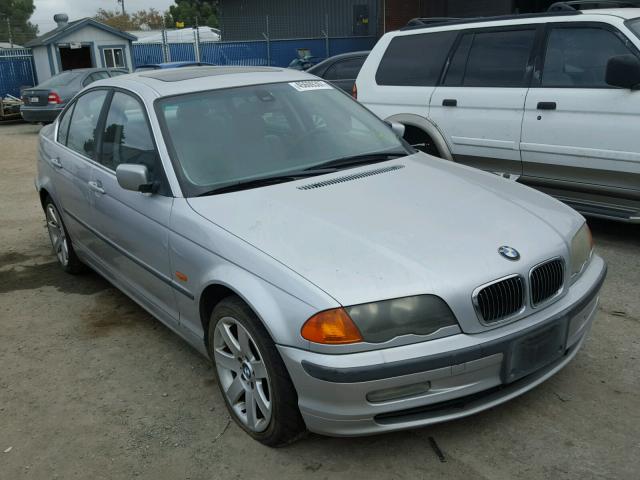 WBAAM5330XFR04883 - 1999 BMW 328I AUTOM SILVER photo 1