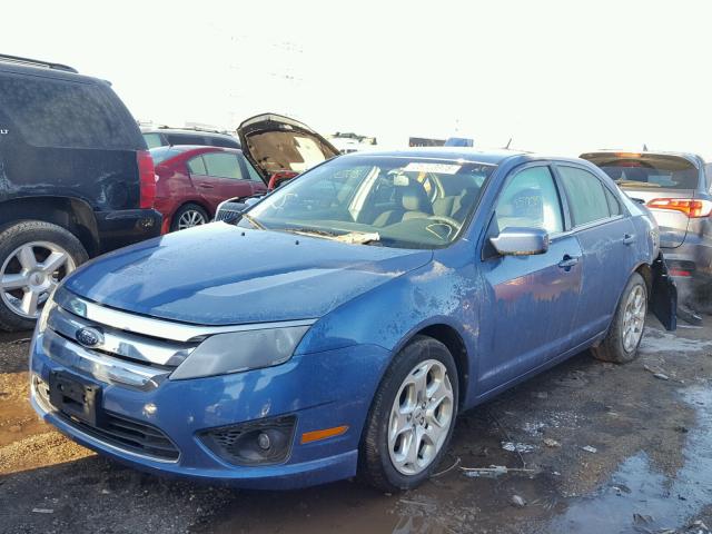 3FAHP0HG9AR215948 - 2010 FORD FUSION SE BLUE photo 2