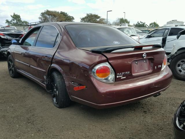 JN1DA31AX2T301418 - 2002 NISSAN MAXIMA GLE MAROON photo 3