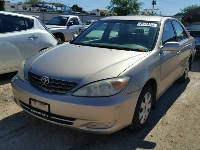 JTDBE32K440280442 - 2004 TOYOTA CAMRY LE GOLD photo 2