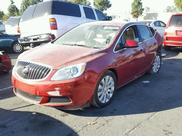 1G4PP5SK2F4144670 - 2015 BUICK VERANO RED photo 2