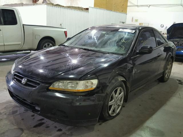 1HGCG22511A032935 - 2001 HONDA ACCORD EX BLACK photo 2