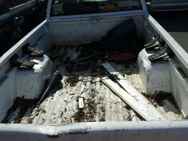 1GCCS14WX18209549 - 2001 CHEVROLET S TRUCK S1 WHITE photo 6