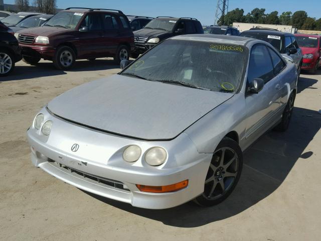 JH4DC4468YS011115 - 2000 ACURA INTEGRA GS SILVER photo 2