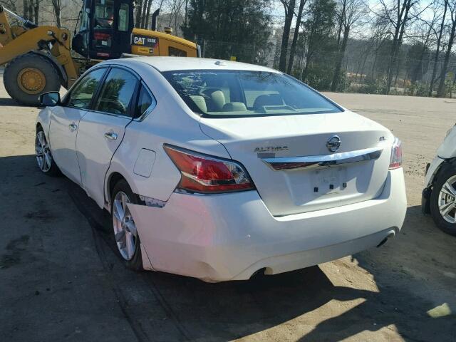 1N4AL3AP2FC156319 - 2015 NISSAN ALTIMA 2.5 WHITE photo 3