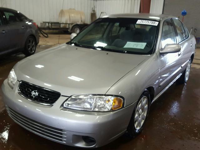 3N1CB51DXYL352249 - 2000 NISSAN SENTRA BAS SILVER photo 2