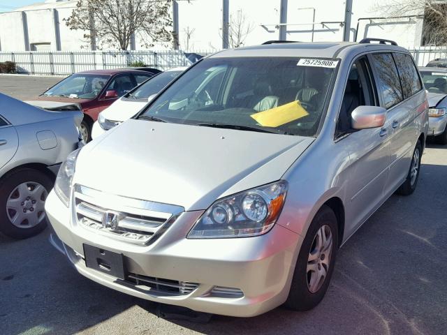 5FNRL38766B057413 - 2006 HONDA ODYSSEY EX SILVER photo 2