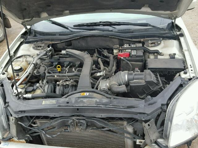 3FAHP07Z28R119267 - 2008 FORD FUSION SE SILVER photo 7