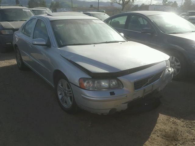 YV1RS592X52477222 - 2005 VOLVO S60 2.5T SILVER photo 1