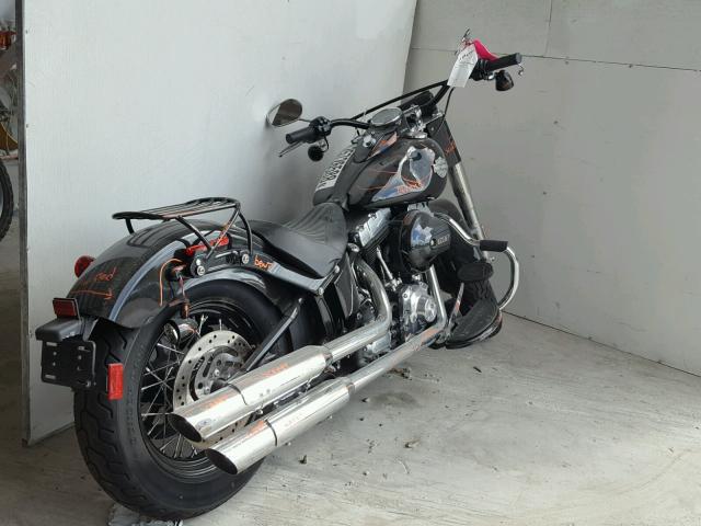 1HD1JRV18HB019644 - 2017 HARLEY-DAVIDSON FLS SOFTAI 黑色 照片 4