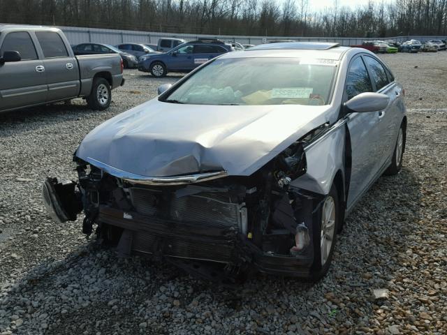 5NPEB4AC0DH512804 - 2013 HYUNDAI SONATA GLS SILVER photo 2