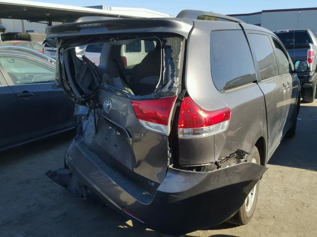 5TDKK3DC6ES440530 - 2014 TOYOTA SIENNA LE GRAY photo 4