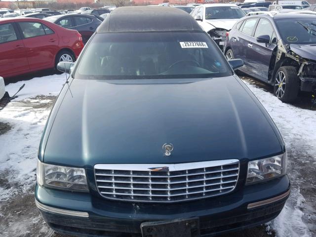 1GEEH90Y5VU500039 - 1997 CADILLAC PROFESSION GREEN photo 9