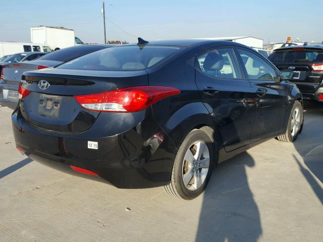 5NPDH4AE2DH445294 - 2013 HYUNDAI ELANTRA GL BLACK photo 4