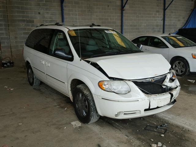 2C4GP64L05R350159 - 2005 CHRYSLER TOWN & COU WHITE photo 1