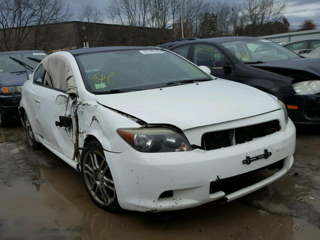 JTKDE177270174537 - 2007 TOYOTA SCION WHITE photo 1