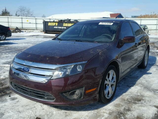 3FAHP0HA8CR331351 - 2012 FORD FUSION SE MAROON photo 2