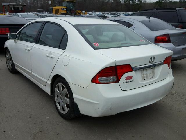 2HGFA1F52BH531426 - 2011 HONDA CIVIC LX WHITE photo 3