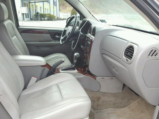 1GKDT13S082189605 - 2008 GMC ENVOY WHITE photo 5