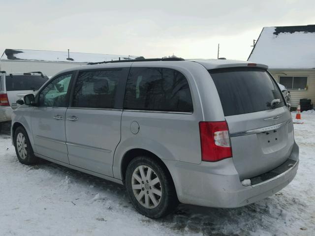 2C4RC1CG9CR226948 - 2012 CHRYSLER TOWN & COU SILVER photo 3