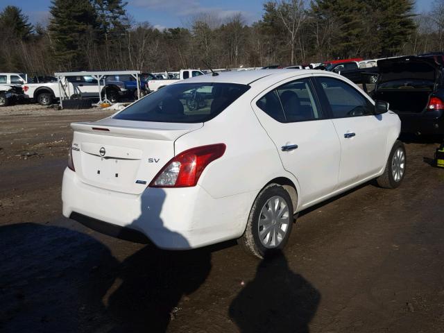 3N1CN7AP6GL814463 - 2016 NISSAN VERSA S WHITE photo 4