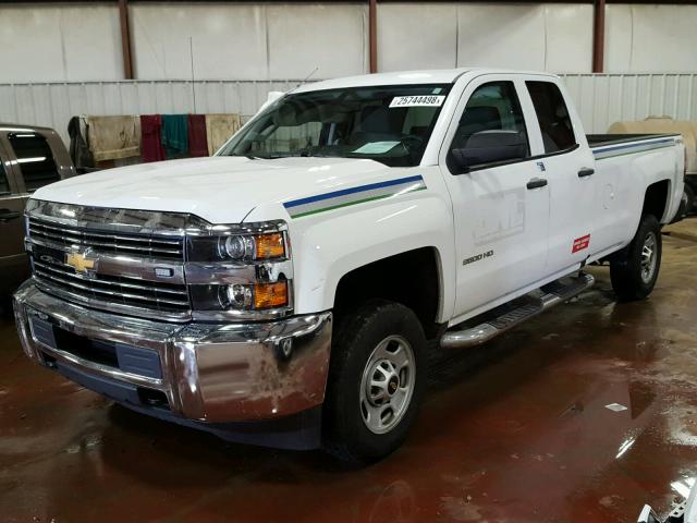 1GC2KUEG7GZ216112 - 2016 CHEVROLET SILVERADO WHITE photo 2