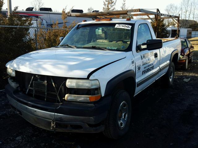 1GCHK24U01E222838 - 2001 CHEVROLET SILVERADO WHITE photo 2