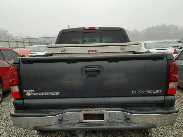 2GCEC19T851268094 - 2005 CHEVROLET SILVERADO CHARCOAL photo 9