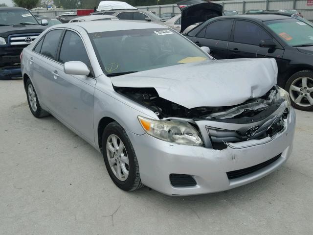 4T1BF3EK3BU752379 - 2011 TOYOTA CAMRY BASE SILVER photo 1