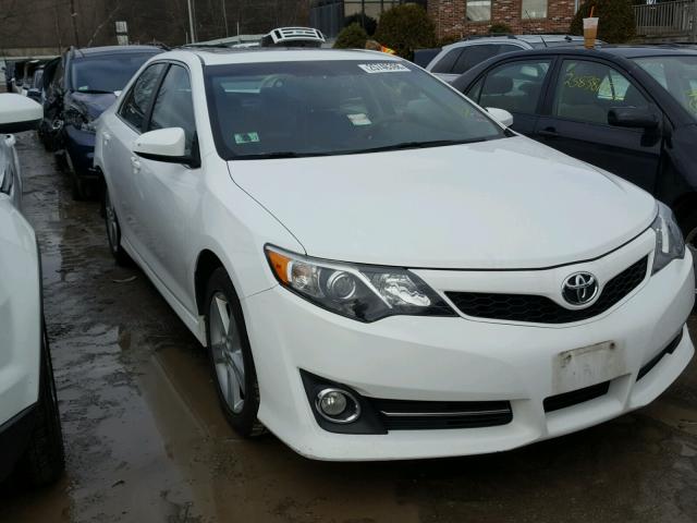 4T1BF1FK3CU142213 - 2012 TOYOTA CAMRY BASE WHITE photo 1