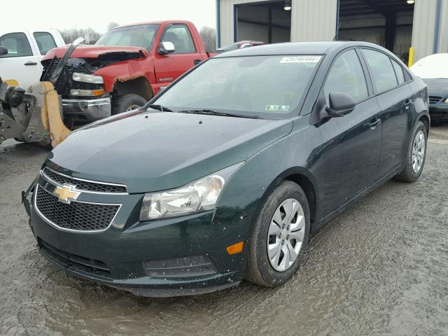 1G1PA5SG3E7210876 - 2014 CHEVROLET CRUZE LS GREEN photo 2