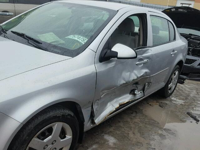 1G1AL55F187349623 - 2008 CHEVROLET COBALT LT SILVER photo 9